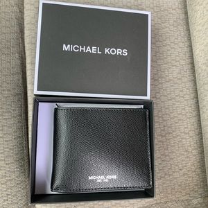 NEW Michael Kors mens wallet